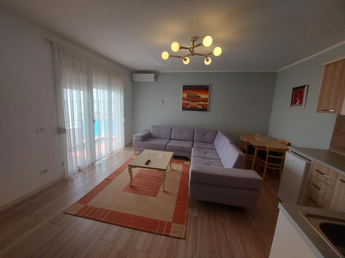 Bral Apartment 6 Durres Exterior photo